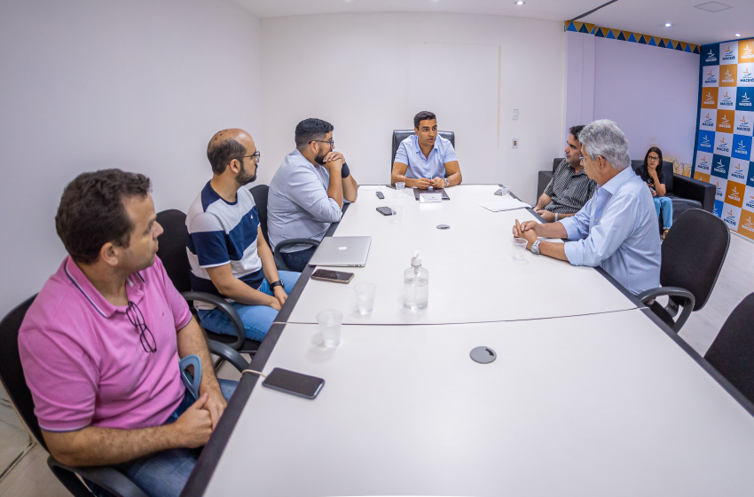 Prefeito de Maceió se reúne com  BRK cobrando medidas sobre transtornos causados pelas obras na capital