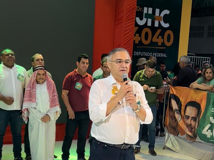 Em União dos Palmares, João Caldas entrega a Rodrigo Cunha projeto que visa resgatar até a Usina Laginha