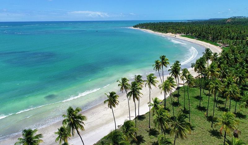 Setor turístico de Porto de Pedras ganha força econômica com mais uma premiação da Praia do Patacho