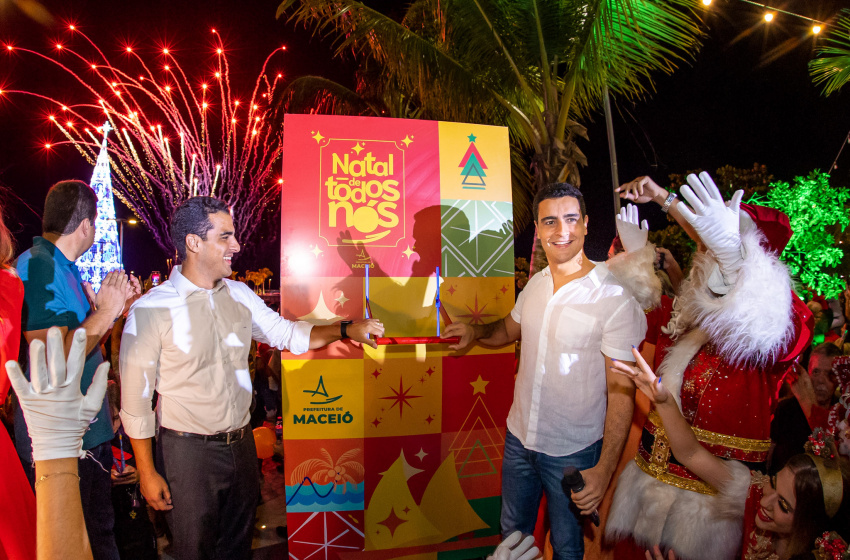 Abertura do Natal de Maceió encanta alagoanos e turistas, Prefeitura inova na decoração