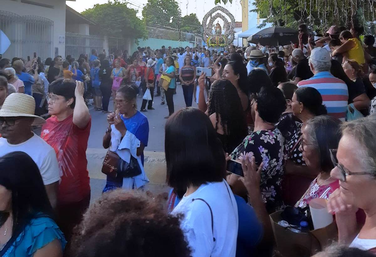 Festa de Santa Luzia mais uma vez reuniu milhares de romeiros em cidade alagoana
