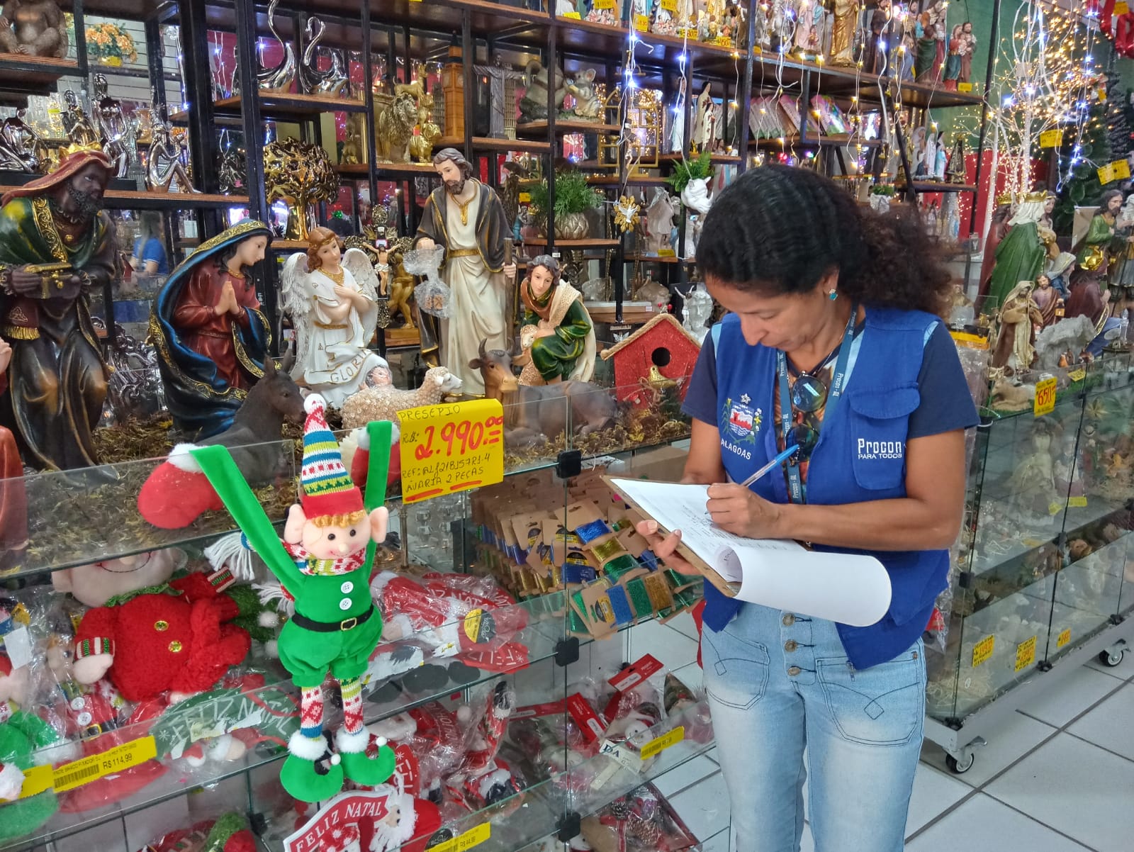 Procon/AL aponta levantamento feito esta semana de preços de produtos natalinos