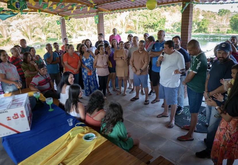 Prefeito reúne sua equipe de Governo para festejar sucesso administrativo de Sta. Luzia