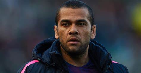 Daniel Alves estreia em 'pelada' de presos na cadeia de Barcelona