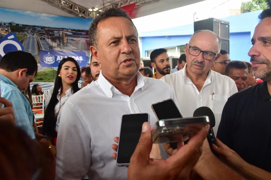 Prefeito diz que Mata Grande ganha novo perfil urbano com inauguração de ruas asfaltadas