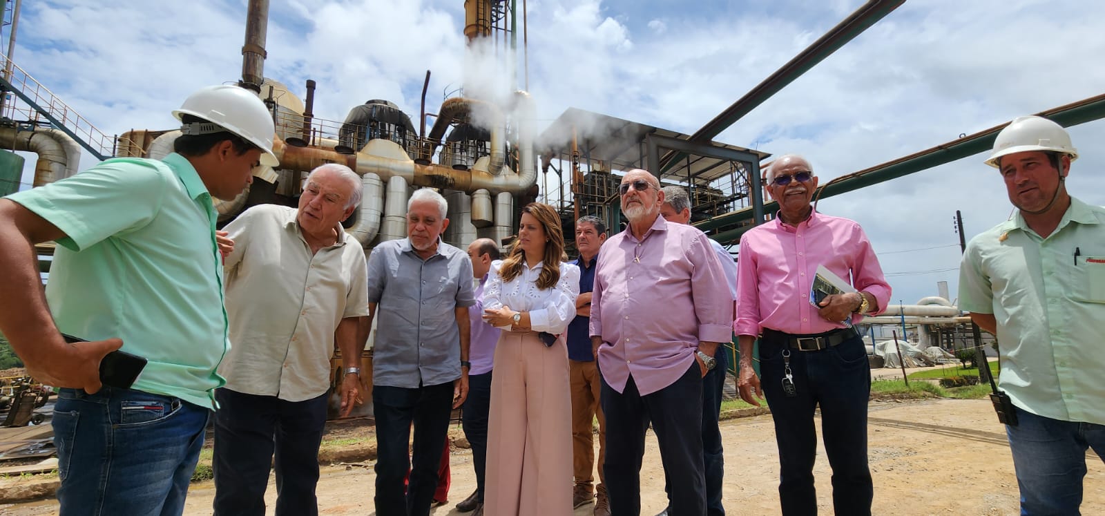 Cooperativa Pindorama é visitada por secretários de Estado e líderes de classe