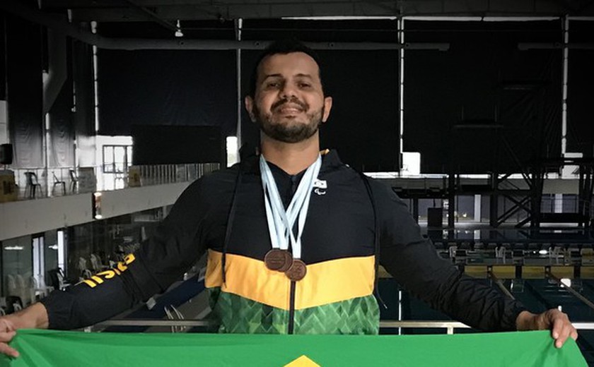 Destaque da natação alagoana disputa competição neste fim de semana em Fortaleza