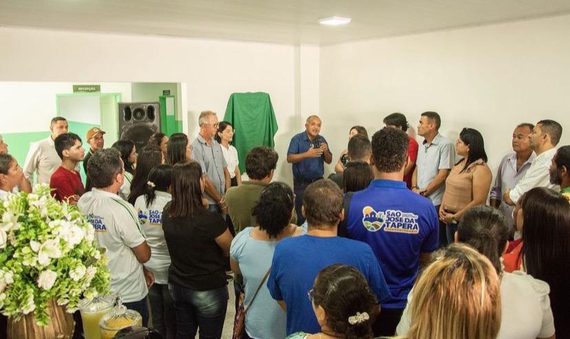 Prefeito reinaugura CAPS focado nas ações de prevenção e promoção da saúde mental, tratamento e reabilitação