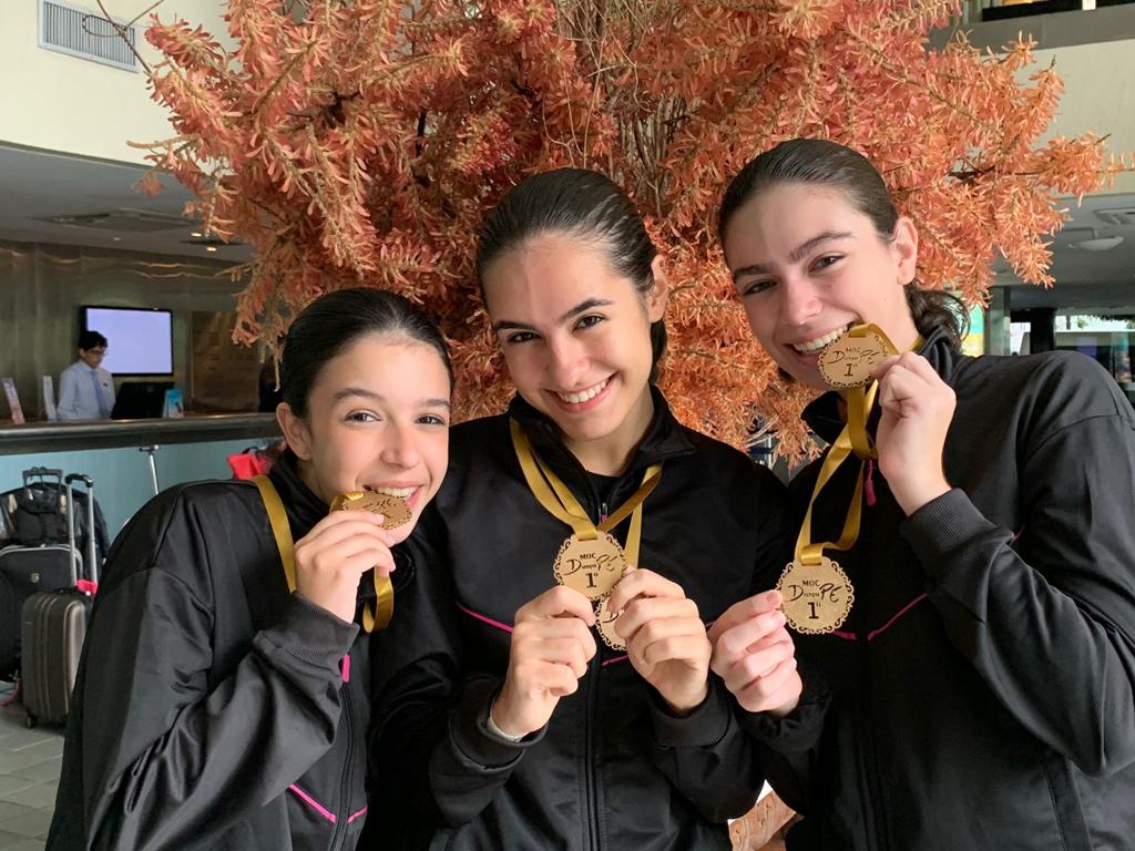 Ballet alagoano conquista medalhas de ouro  no Recife; nova escola de dança de Maceió comemora resultados