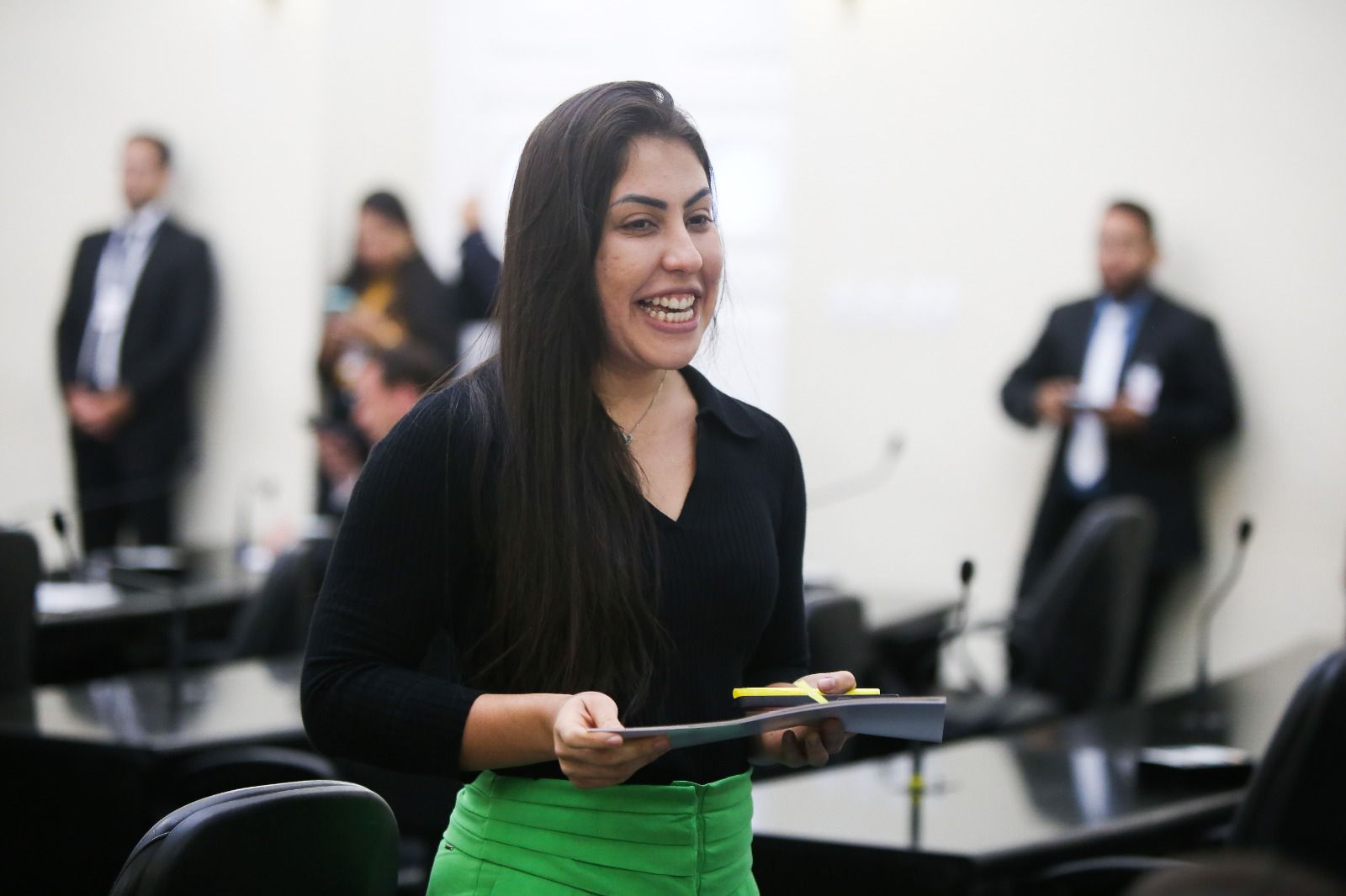 Mulheres vítimas da violência doméstica em AL agora terão cota para se empregar no serviço público, garante deputada Gabi