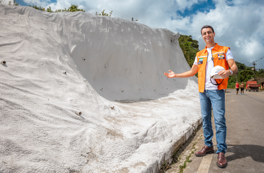 Fernão Velho agradece ação da Prefeitura de Maceió quanto à proteção de encosta