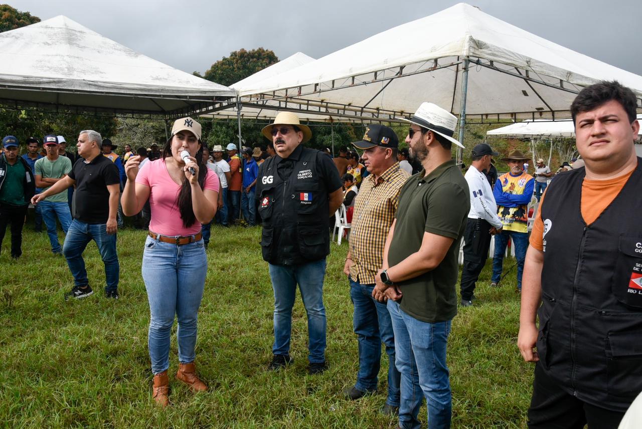 Deputada Gabi  prestigia cavalgada enobrecendo cultura e tradição de Campo Grande/AL