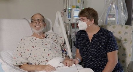 Paciente transplantado que recebeu coração de porco morre seis semanas após cirurgia
