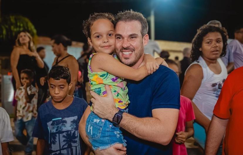 Olavo Neto entrega equipamento como  novo espaço de lazer e convívio em Murici