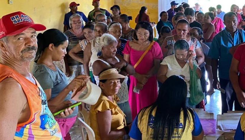 Em Tapera, Prefeitura garante a cesta da Semana Santa e anuncia grande show musical para o outro sábado