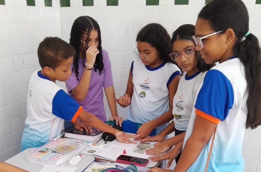 Em Maceió, estudantes da rede municipal participam de programa de combate a fake news