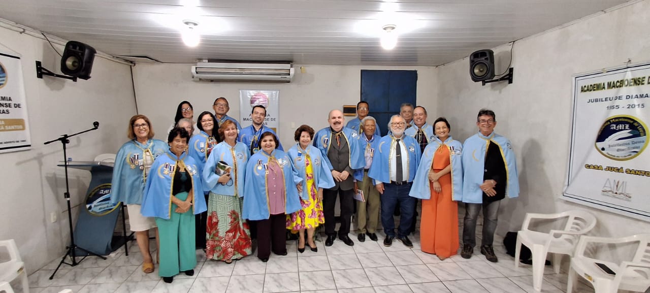 Academia Maceioense de Letras registra uma noite junina marcante entre seus associados
