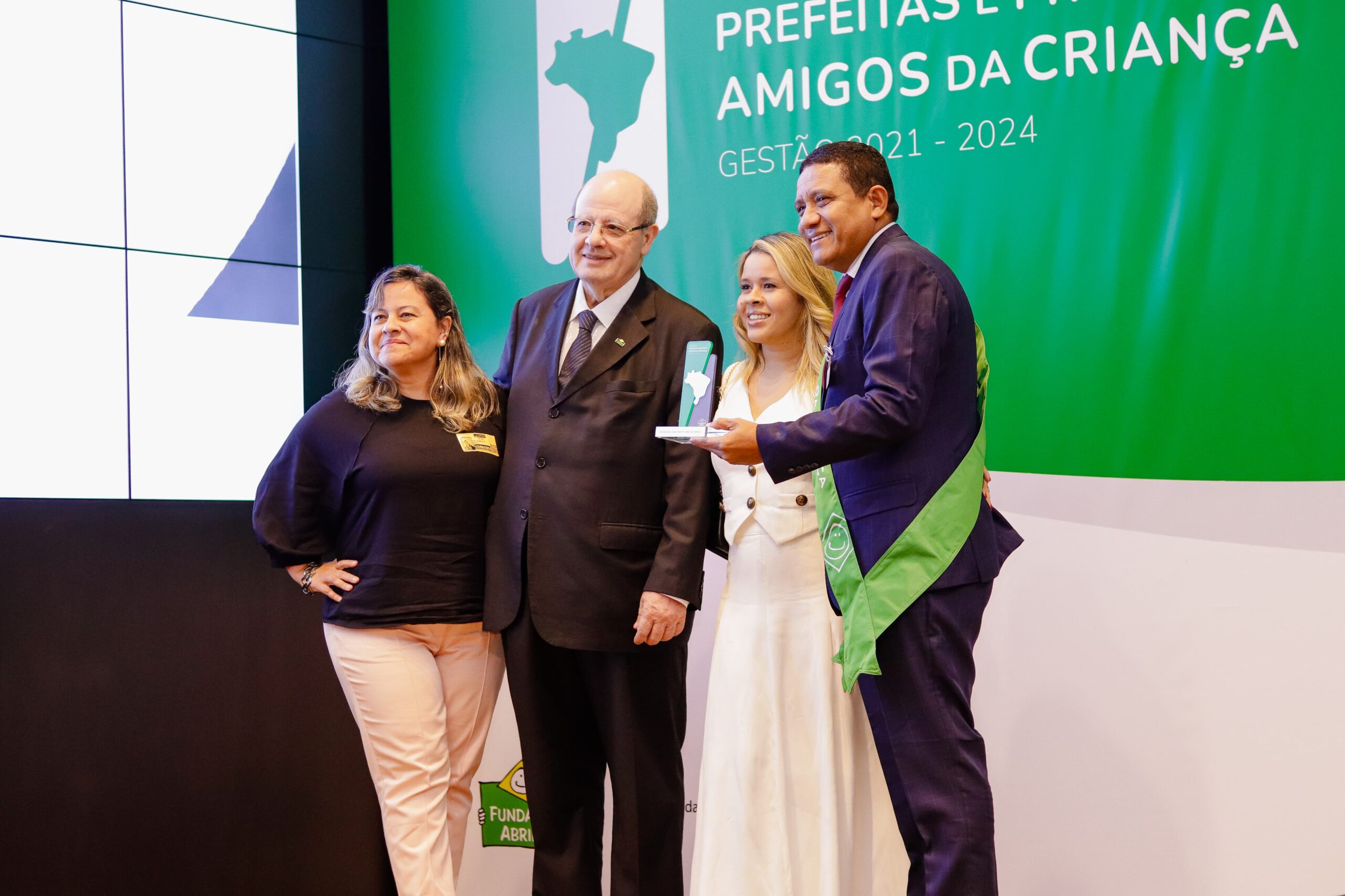 Projeto social de Palmeira dos Índios resulta na conquista do prêmio nacional "Prefeito Amigo da Criança"