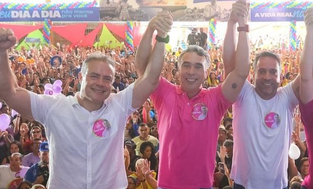 Renan Filho desmascara JHC  ao dizer que ele conduz Maceió por meio de uma 'fantasia de redes sociais'