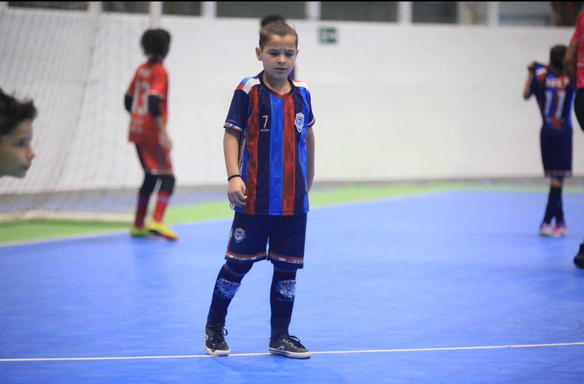 Garoto alagoano de apenas 10 anos é convocado para representar o Brasil no Mundialito FUT7 na Espanha, mas precisa de apoio financeiro