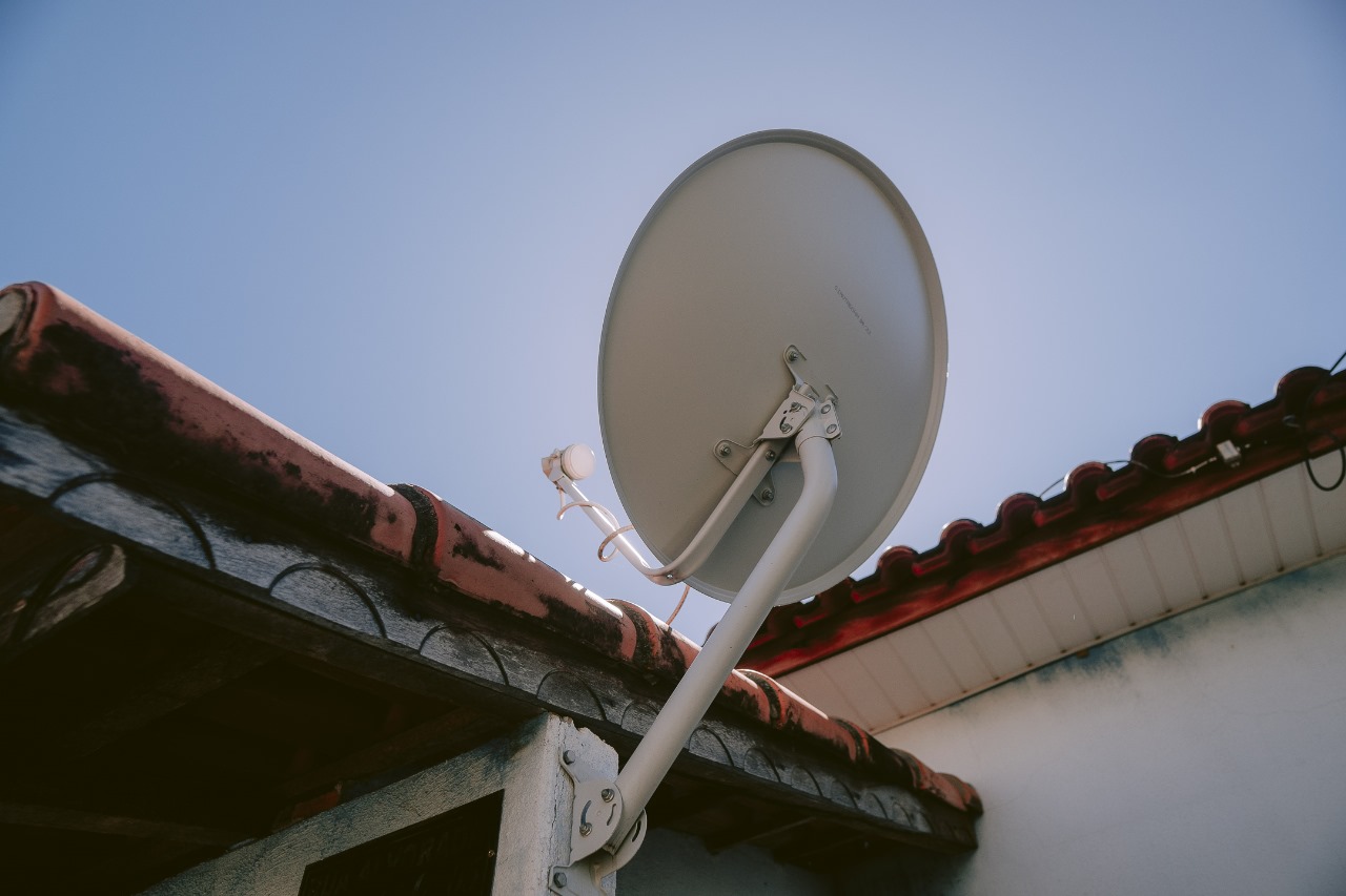 Empresa diz que tem disponível para Pilar e Marechal cerca de 800 kits de antena parabólica digital  gratuitamente