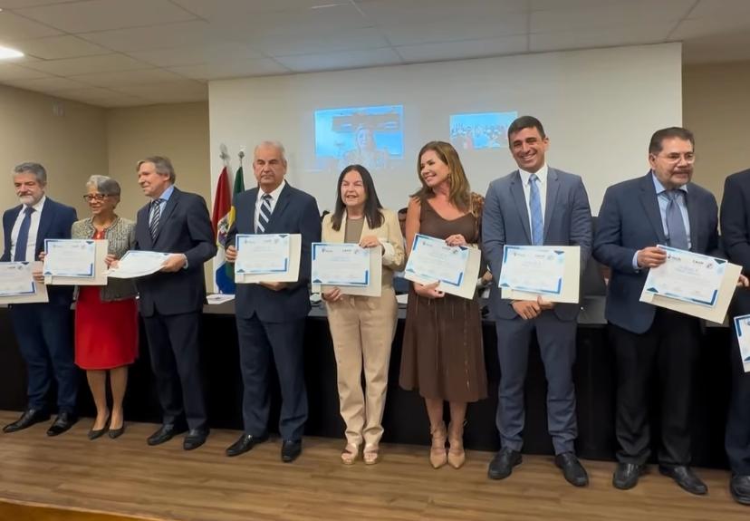 Deputada Fátima Canuto ressalta satisfação de ter sido agraciada pelo MP/AL com título de Menção Honrosa.
