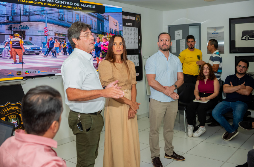 Em Maceió, DMTT apresenta plano de trânsito e transporte para comerciantes do Centro