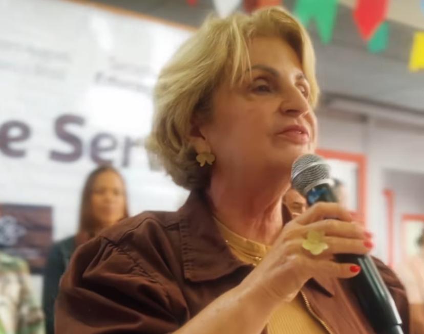 Prefeita entrega creche reformada prometendo um pacote de investimentos em outras escolas pilarenses