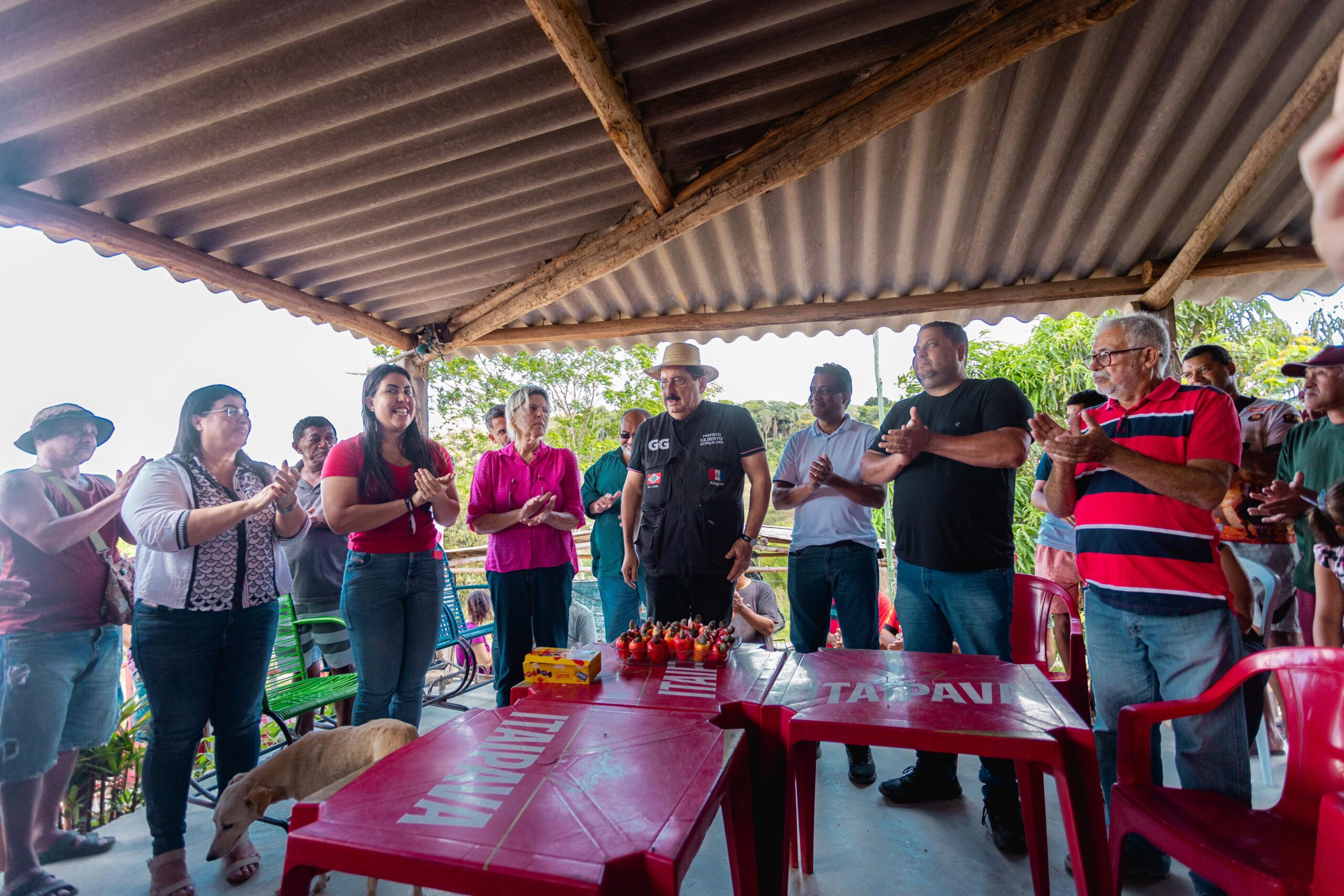 Em Rio Largo, ação da Prefeitura leva mais de 70 famílias serem beneficiadas com a regularização de seus imóveis; afirma prefeito